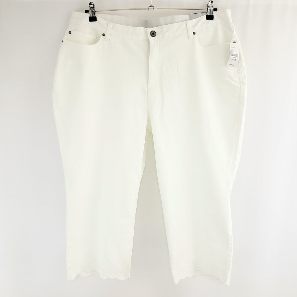 Catherines Universal Cropped Jean Size 22W White Stretch Waist 21" Inseam